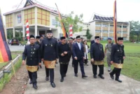 Wali Kota Padang Fadly Amran bersama Wakil Wali Maigus Nasir, Ketua DPRD Padang Muharlion dan saat akan mengikuti Rapat Paripurna Istimewa DPRD Padang.