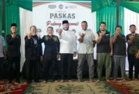 Wali Kota Padang Fadly Amran membuka Jambore Paskas se-Sumatera di Sungrilla Outbound Camp, Jumat malam, (21/8/2026). (Foto: Pemko Padang)