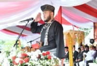 Wali Kota Padang, Fadly Amran memimpin Upacara Peringatan HUT ke-81 Kemerdekaan RI tingkat Kota Padang di Lapangan Upacara Balai Kota Padang, Senin (17/8/2026) pagi. (Foto: Pemko Padang)