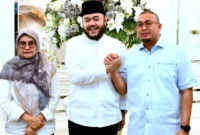 Wali Kota Padang Fadly Amran menerima Wakil Ketua Komisi VI DPR RI Andre Rosiade di Kediaman Resmi Wali Kota Padang, Jumat (21/8/2026). (Foto: Pemko Padang) 