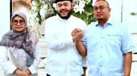 Wali Kota Padang Fadly Amran menerima Wakil Ketua Komisi VI DPR RI Andre Rosiade di Kediaman Resmi Wali Kota Padang, Jumat (21/8/2026). (Foto: Pemko Padang) 