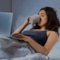 Ilustrasi seorang wanita mengalami insomnia. (Foto: Pexels)