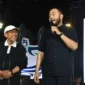 Wali Kota Padang Fadly Amran bersama Wakil Wali Kota Maigus Nasir menghadiri penutupan Xploria Padang 2026 di kawasan bawah Jembatan Siti Nurbaya, Kota Tua Padang, Minggu (9/8/2026) malam. (Foto: Pemko Padang)