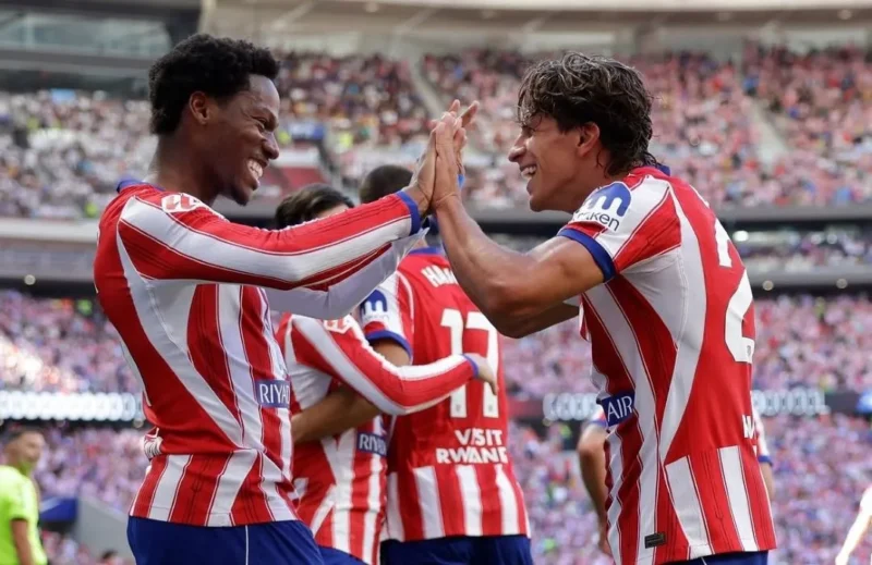 Atletico Madrid mengalahkan Real Madrid 2-1 dalam Derby Madrid pada Minggu (20/9/2026) malam WIB. (Foto: IG @atleticodemadrid)