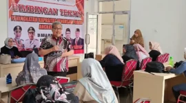 Ketua DPRD Sumbar Muhidi saat Bimtek Peningkatan Kapasitas Pengusaha.