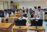 Para calon petugas haji mengikuti CAT PPIH 2027 secara serentak di 35 titik kantor BKN dan unit pelaksana teknis BKN di berbagai daerah. (Foto: Kemenhaj)