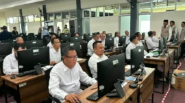 Calon PPIH Non-Nakes mengikuti CAT Gelombang I pada Sabtu (5/9/2026). (Foto: Kemenhaj)