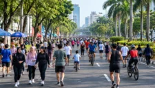 Ilustrasi Car Free Day (CFD). (Foto: AI Generated)