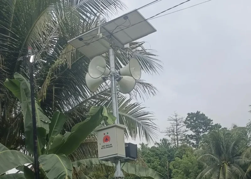 BPBD Padang menguji EWS gempa, tsunami dan banjir setiap tanggal 26. (Foto: BPBD Padang)