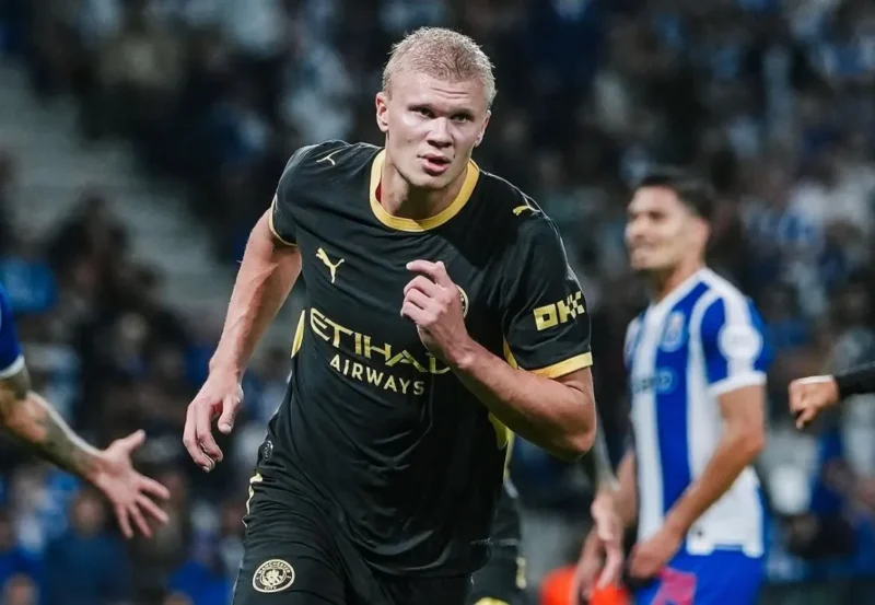 Erling Haaland mencetak dua gol saat Manchester City menang atas FC Porto dalam laga Liga Champions di Estadio do Dragao, Rabu (9/9/2026) dini hari WIB. (Foto: IG @mancity)