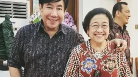 Guruh Sukarno Putra saat bersama Megawati Sukarno Putri. (Foto: IG @guruh_sukarno_putra)
