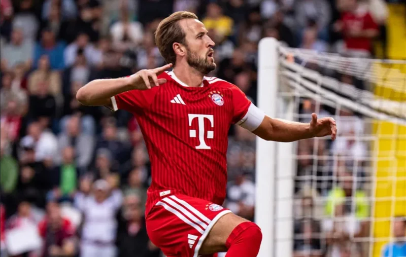 Harry Kane mencetak gol penentu kemenangan Bayern Munich atas Elversberg di Ursapharm Arena, Minggu (13/9/2026). (Foto: IG @fcbayern)