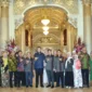 Wali Kota Padang Fadly Amran saat  jamuan makan malam peserta Konker PDPI ke-XVIII Tahun 2026 di Rumah Gadang Baiturrahmah, Sabtu (19/9/2026). (Foto: Pemko Padang)