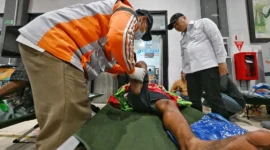 Suasana penanganan pascakecelakaan KMP Virgo Transport 8 di perairan Laut Jawa, Minggu (13/9/2026). (Foto: Kemenhub)