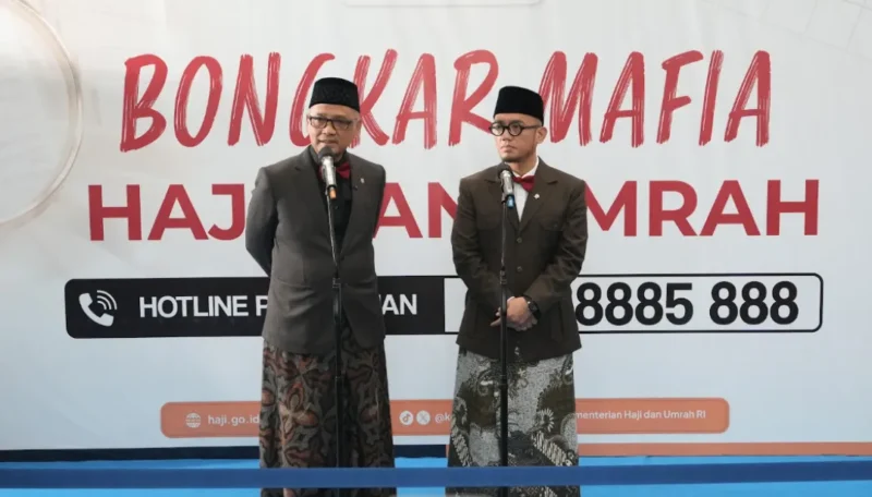 Menhaj Mochamad Irfan Yusuf bersama Wamenhaj Dahnil Anzar Simanjuntak saat peluncuran hotline pengaduan di Jakarta, Senin (14/9/2026). (Foto: Kemenhaj)