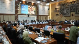 Kepala BGN Sudaryono saat mengikuti Rapat Dengar Pendapat (RDP) dengan Komisi IX DPR RI, Kamis (3/9). (Foto: Biro Hukum dan Humas BGN)