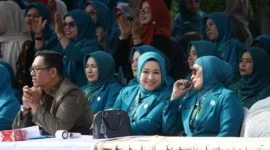 Ketua TP-PKK Kota Padang, Dian Puspita menghadiri Jambore Kader PKK Berprestasi Tingkat Sumbar 2026 di Istana Bung Hatta, Bukittinggi. (Foto: Pemko Padang)