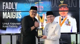 Wakil Wali Kota Padang, Maigus Nasir menerima kunjungan kerja spesifik Komisi X DPR RI di Gedung Putih Kediaman Resmi Wali Kota, Jumat (4/9/2026). (Foto: Pemko Padang)