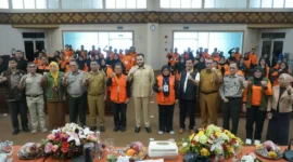 Wali Kota Padang Fadly Amran membuka Pelatihan Dasar Manajemen Bencana yang digelar BPBD Padang di Convention Hall Bukit Lampu, Senin (21/9/2026). (Foto: Pemko Padang)