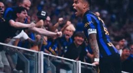 Lautaro Martinez melakukan selebrasi usai mencetak gol ke gawang Napoli. (Foto: IG @inter)