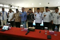 Wakil Wali Kota Padang Maigus Nasir membuka Pelatihan dan Penguatan Literasi Ekonomi Keuangan Syariah bagi ASN dan Perumda se-Kota Padang di Aula Dinkes Padang, Rabu (9/9/2026). (Foto: Pemko Padang)