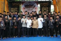 Wakil Wali Kota Padang Maigus Nasir menutup Lomba Basurah Adat Bawah Payuang, Minggu (27/9/2026). (Foto: Pemko Padang)