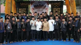 Wakil Wali Kota Padang Maigus Nasir menutup Lomba Basurah Adat Bawah Payuang, Minggu (27/9/2026). (Foto: Pemko Padang)