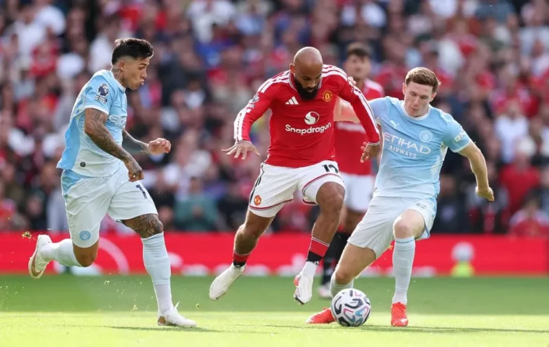 Manchester City sukses mencuri kemenangan 1-0 atas Manchester United di Old Trafford, Minggu (13/9). (Foto: MU)