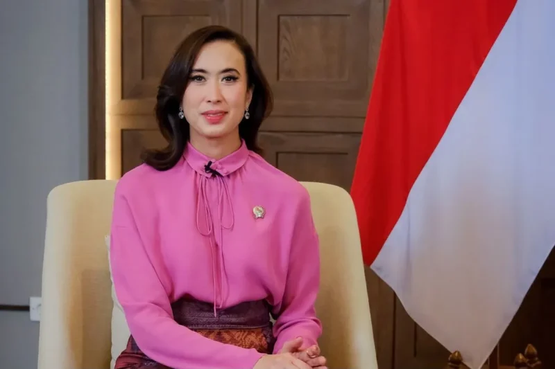 Menteri Pariwisata Widiyanti Putri Wardhana saat menyampaikan keterangannya di Jakarta, Minggu (20/9/2026). (Foto: Kemenpar)