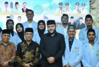 Wali Kota Padang, Fadly Amran menjadi keynote speaker pada acara Puncak Milad ke-49 BKPRMI tingkat Sumbar di Aula Masjid Raya Syekh Ahmad Khatib Al-Minangkabawi, Sabtu (19/9/2026). (Foto: Pemko Padang)