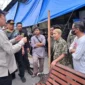Wali Kota Payakumbuh Zulmaeta saat berdialog dengan pedagang Pasar Payakumbuh Blok Barat. (Foto: MC Payakumbuh)