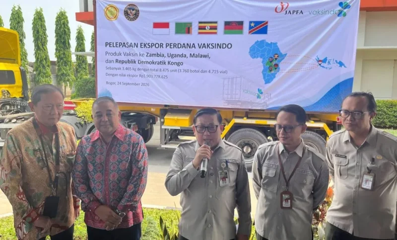Pelepasan ekspor perdana vaksin PT Vaksindo Satwa Nusantara ke empat negara Afrika di Bogor, Kamis (24/9/2026). (Foto: Ditjen PKH Kementan)