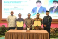 Gubernur Sumbar Mahyeldi saat menghadiri Presentasi Progres IGRA, penandatanganan perjanjian kerja sama, serta serah terima sumur bor untuk RSUP Dr. M. Djamil Padang dari BWS Sumatera V, Jumat (18/9/2026). (Foto: ADPSB)