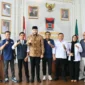 Wali Kota Padang Fadly Amran saat menerima audiensi DPC Peradi Padang di Ruang Kerja Wali Kota, Selasa (22/9/2026). (Foto: Pemko Padang)