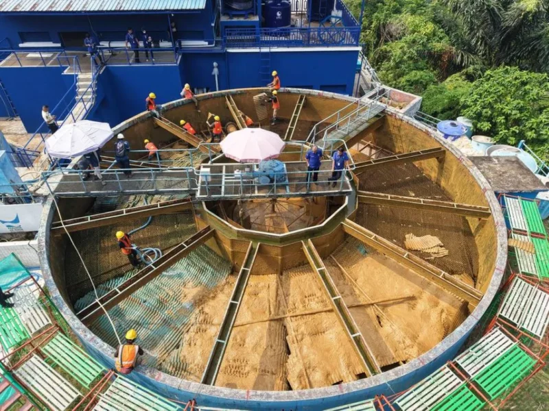 Perumda Air Minum Padang melanjutkan perbaikan Accelerator 2 di IPA Gunung Pangilun, Selasa (8/9/2026). (Foto: Pemko Padang) 