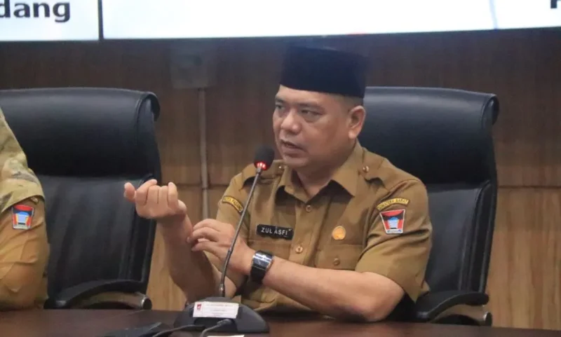 Plt Kabag Kesra Setdako Padang Zul Asfi Lubis. (Foto: Pemko Padang)
