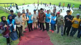 Pompanisasi irigasi berbasis tenaga surya kini mulai mengalirkan air ke lahan persawahan masyarakat Tanjung Barulak, Tanah Datar. (Foto: ADPSB)