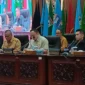 Rapat Paripurna DPRD Sumbar dengan agenda penyampaian pandangan umum fraksi-fraksi terhadap Ranperda Perubahan APBD Sumbar 2026, Senin (7/9/2026). (Foto: Ist)