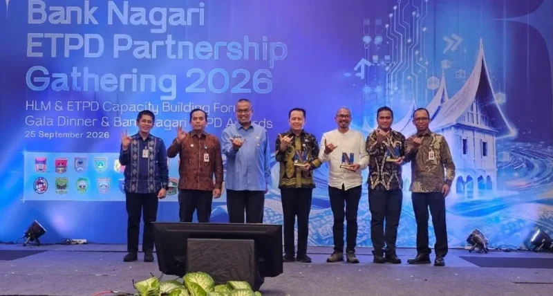 Sekdaprov Sumbar Arry Yuswandi saat acara Bank Nagari ETPD Partnership Gathering 2026, Jumat (25/9/2026). (Foto: Adpsb)