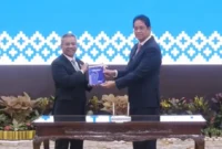 Prosesi serah terima jabatan Menkeu dari Purbaya Yudhi Sadewa kepada Suahasil Nazara di Aula Mezzanine Kemenkeu, Jakarta, Selasa (15/9). (Foto: Kemenkeu)