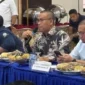 Sekdaprov Sumbar Arry Yuswandi saat Rapat Pembahasan Persiapan dan Percepatan Pembangunan Tol Pekanbaru–Padang ruas Bukittinggi–Sicincin di Kantor BPJN Sumbar, Kamis (10/9/2026). (Foto: Adpsb)
