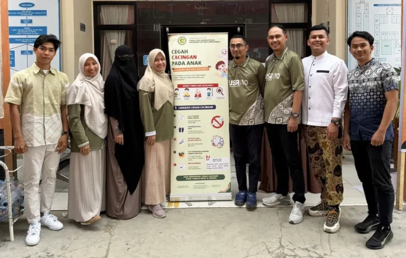Tim dosen dan mahasiswa Universitas Baiturrahmah pada kegiatan USR ke-X di wilayah kerja Puskesmas Timpeh, Kabupaten Dharmasraya.