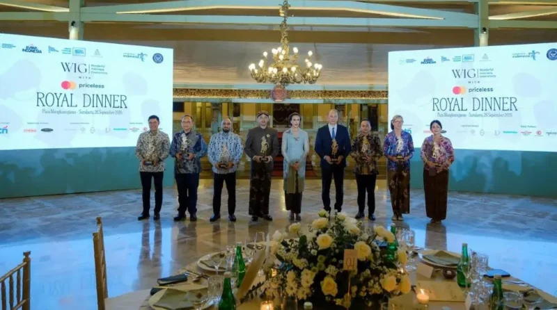 Menteri Pariwisata Widiyanti Putri Wardhana saat membuka Wonderful Indonesia Gastronomy (WIG) 2026 di Pura Mangkunegaran, Solo, Sabtu (26/9/2026). (Foto: Kemenpar)