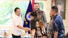 Wali Kota Padang Fadly Amran saat bertemu Mendagri Tito Karnavian di Jakarta, Rabu (23/9/2026). (Foto: Amrizal Rengganis)