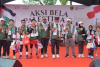Aksi Bela Palestina di halaman Kantor Gubernur Sumbar, Minggu (4/10/2026). (Foto: Adpsb)