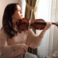 Alisa Shafira merilis Our Moments, karya solo perdana tentang kenangan, masa kecil, dan hubungan personal dengan musik. (Foto: IG @alisashaf)