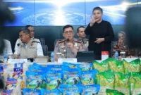 Kabag Penum Divhumas Polri Kombes Pol. Erdi Adrimurlan Chaniago dalam konferensi pers di Lobby Gedung Awaloedin Djamin Bareskrim Polri, Jakarta, Rabu (21/10/2026). (Foto: Humas Polri)