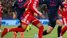 Bayern Munich ditahan Viking 3-3 di Liga Champions 2026/2027. (Foto: IG @fcbayern)
