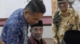 Wakil Ketua DPRD Sumbar Evi Yandri Rajo Budiman saat Bimtek Peningkatan Kapasitas dan Peran Ninik Mamak dan Bundo Kanduang dalam Pendampingan Keluarga dan Calon Pengantin, baru-baru ini. (Foto: Ist)