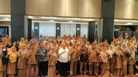 Ketua DPRD Sumbar, Muhidi saat kegiatan Bimtek Peningkatan Kompetensi Guru PPPK Sumbar. (Foto: Ist)